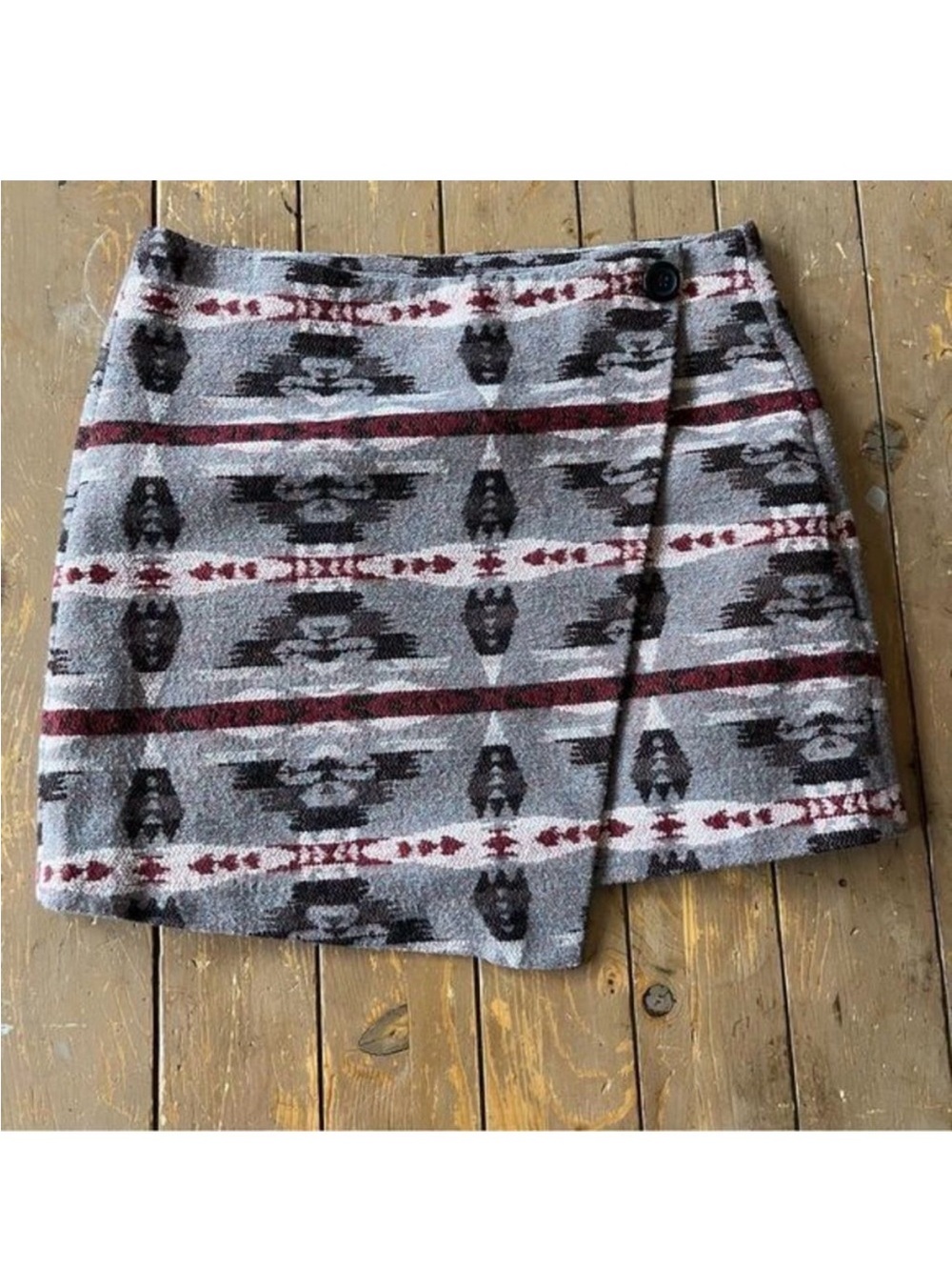 BB Dakota Wrap Skirt